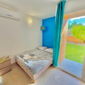 Studio Oasis - Piscine et proche des plages