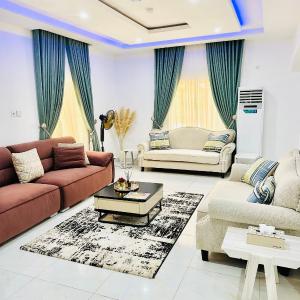 Flat 1 Modern 3BR En-suite Flat in Kaura Abuja