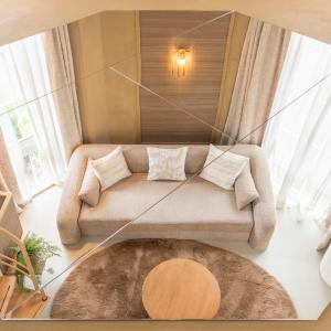 Lotz - one-of-a-kind boutique center suite