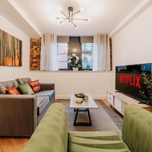 Luxury Two Bedroom Birmingham City Centre Apartment