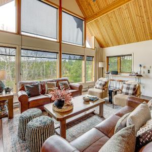 Dreamy Escape Btwn Winter Park & Lake Granby!