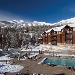 Grand Timber Lodge