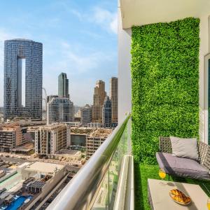 Stunning Newly Furnished Elegant LUX Apartment