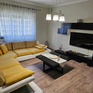 Botanic Park Apartments