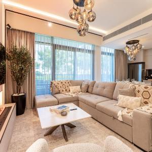HAVN - Luxurious 4 Bed Villa in Arabian Ranches 3