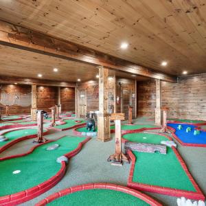 Mountain Golf Lodge by Venture Smoky Mountains