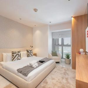 StayShort - Luxurious 2-Bedroom Apartment perfect for families in Dubai Marina