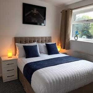 KCS Place - 3BR Home Near NEC, Airport & JLR