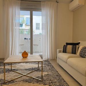 T2 - NICE - PLACE DU PIN - Papon