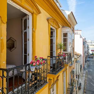 Beautiful Flat Near Plaza Merced