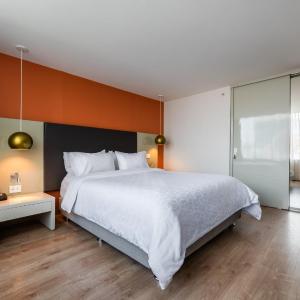 Hotel Holiday Inn Express & Suites Medellin by IHG