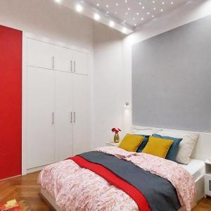Cozy Design Studio in Center near New York Café