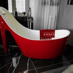 Suite Tacco 12 Luxury Romantic Suite 3 min Metro