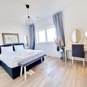 Charming Rooms With View
