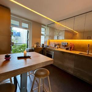 Unbeatable CPH location - Local with Sunny Terrace