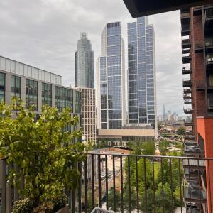 Embassy Gardens 2 Bed Apartment