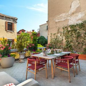 San Barnaba Palace R&R