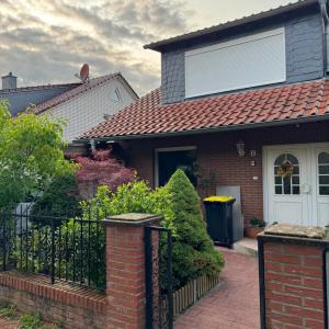 Komplett neu renovierte Wohnung!