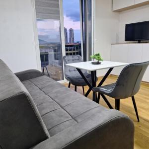 Petar's apartment 5