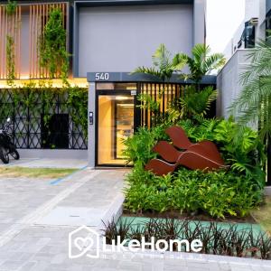 Breeze Residence