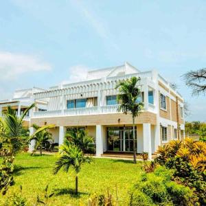 Villa in Diani with a Private Pool