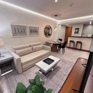 Flat Luxuoso George V Itaim Bibi