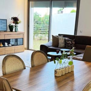 2 Bedroom Cozy Apartment in Casablanca