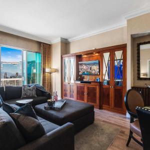 No Resort Fee Penthouse Balcony & Free Valet
