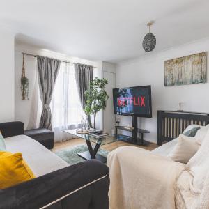 Spacious Wembley Flat Comfy Beds 2 Baths