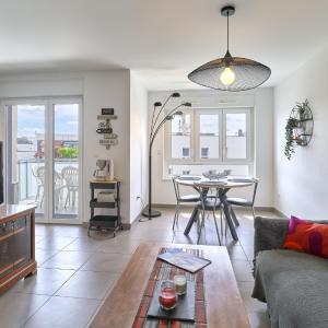 Dans les étoiles - 2 bedroom with free parking near to the city center