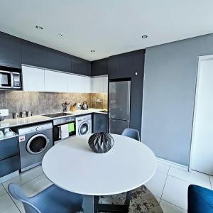 Stunning City View Apartment Sandton City