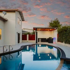 Designer Project| Heated Pool & Spa - 9mins to MDR