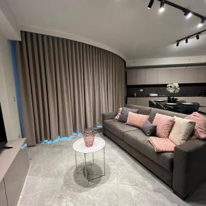Exclusive 2 Bed - Mercury Suites - Pool Access