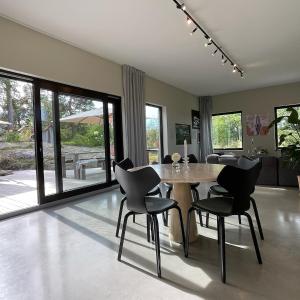 Modern Villa near city with 4 bedrooms