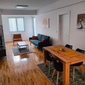DB Apartment