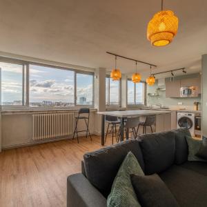 Toulouse Appartment 3 bedrooms balcony panoramic view - 10 min Train station & Metro