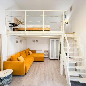 CS7 Csányi Apartment