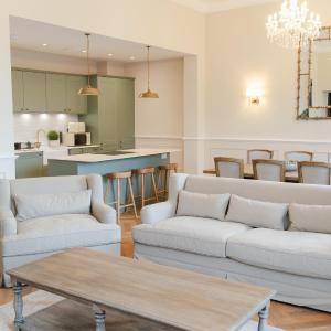 Royal Mile Apartments