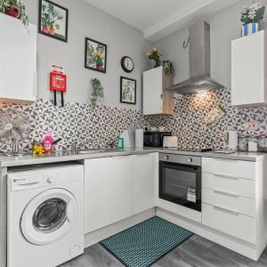 15 Stylish Digbeth private Studio Apt City Centre