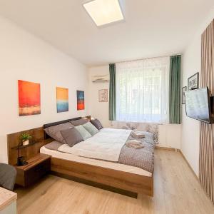 VH25 Victor Apartment