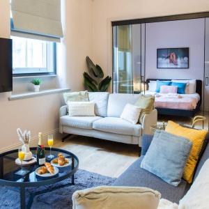 Chic Manchester Chinatown Stay - Shops & Nightlife