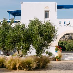 Perama Studios