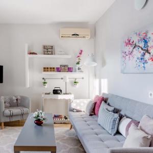 Psirri Artistic Rooftop Apartment with Acropolis View
