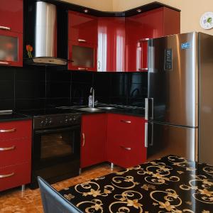 Center-Airport Midpoint Apartments