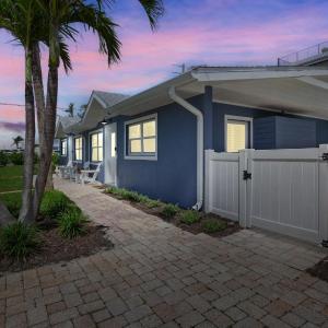 Tiki Sunrise