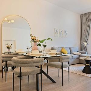 Air Homes - Stylish Urban Living in a Modern 1BR