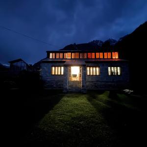 The Walnut Tree Lodge, Naltar