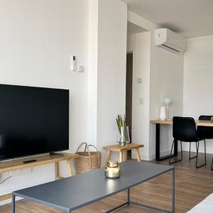 2 apartments, top quality, pool gym Coworking