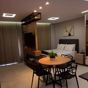 Hyde Park - Citizen Home