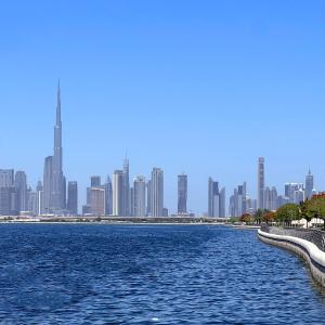 Luxury Stay in Central Dubai with Pool, Gym & Views